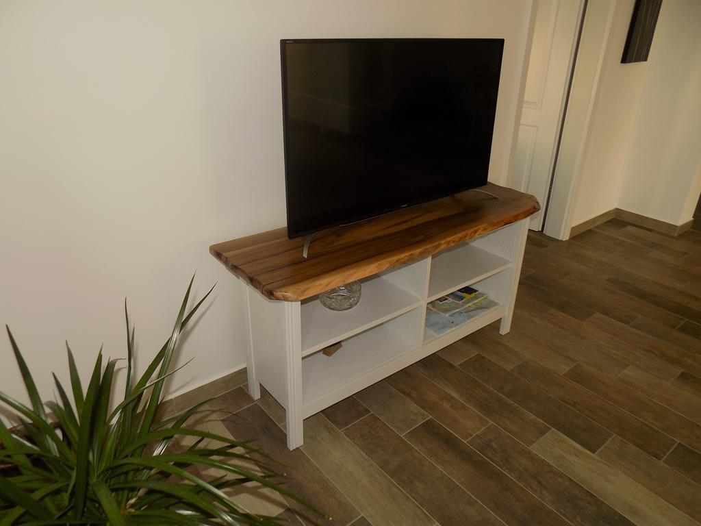 Apartment Thea Pula Bagian luar foto